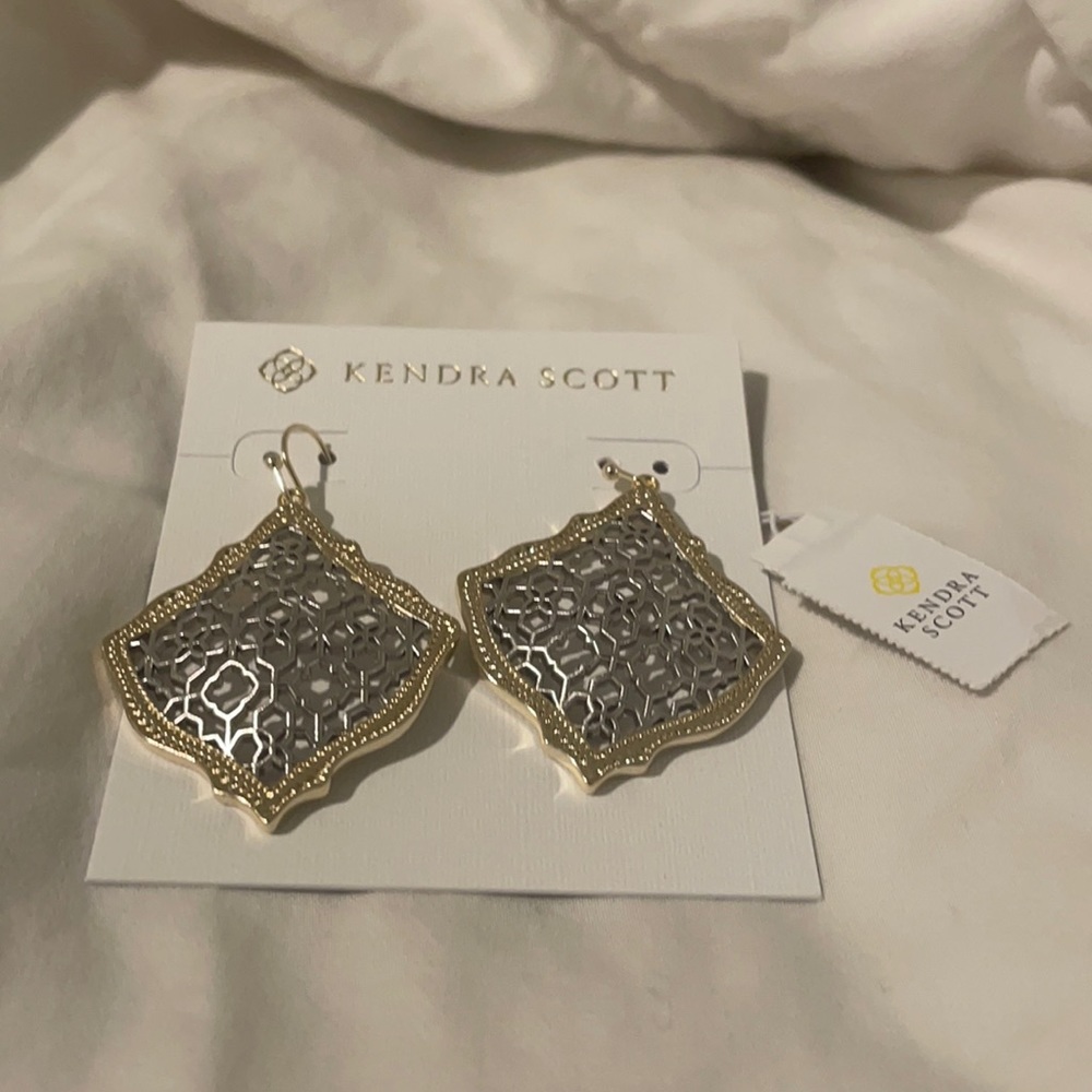 Kendra Scott Kirsten Earrings